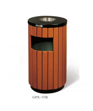 Outdoor trash can